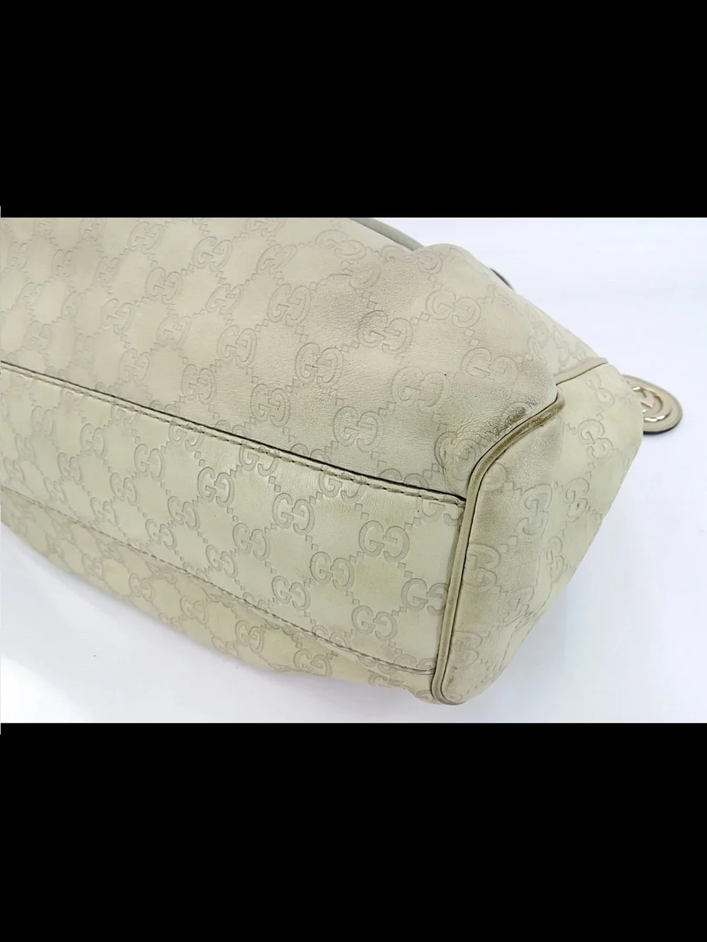 Gucci Cream GG Canvas Shoulder Bag with Gold Hardware